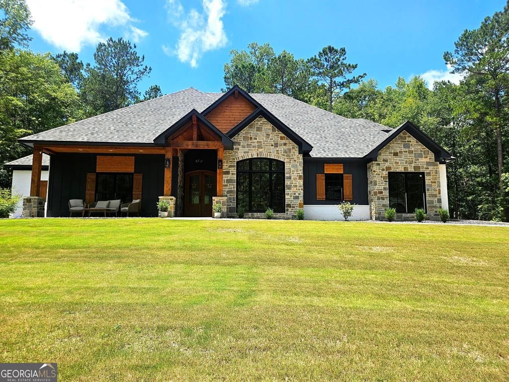 2342 Hudson Mill Circle, Hamilton, GA 31811