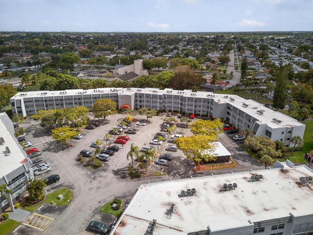 6570 Royal Palm Boulevard 306j, Margate, FL 33063