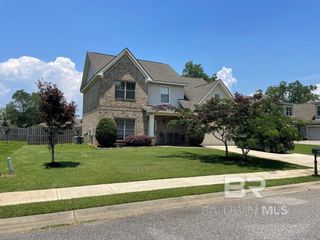 8813 Bainbridge Drive, Daphne, AL 36526