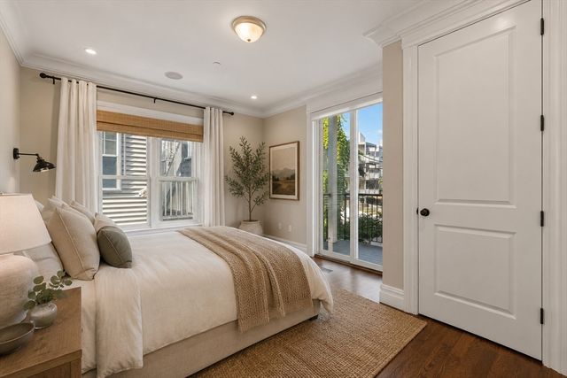9 M 2, Boston, MA 02127