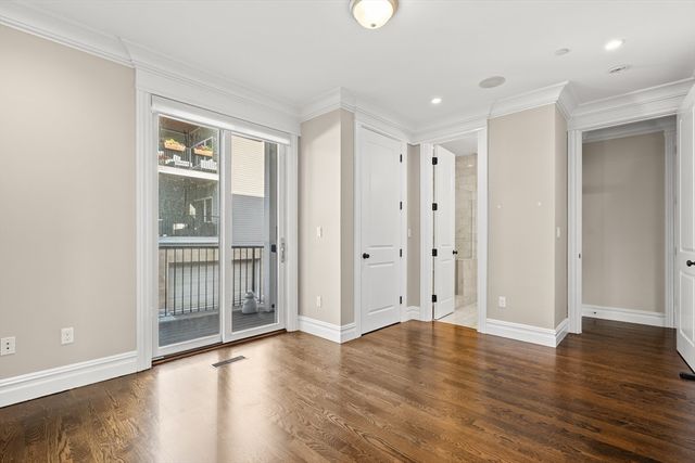 9 M 2, Boston, MA 02127