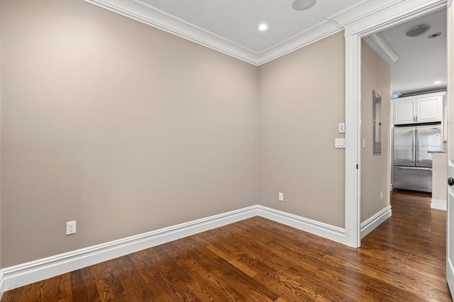 9 M 2, Boston, MA 02127