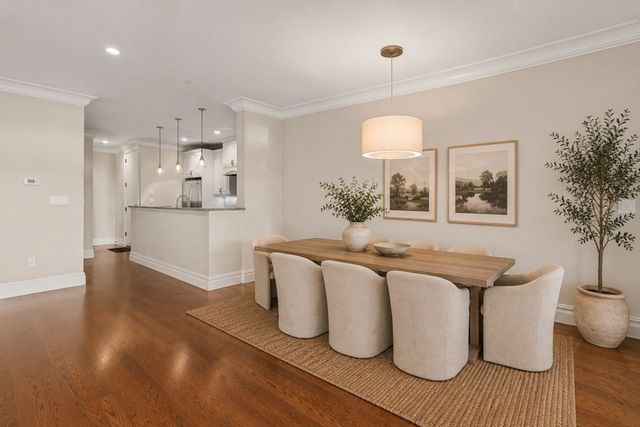 9 M 2, Boston, MA 02127