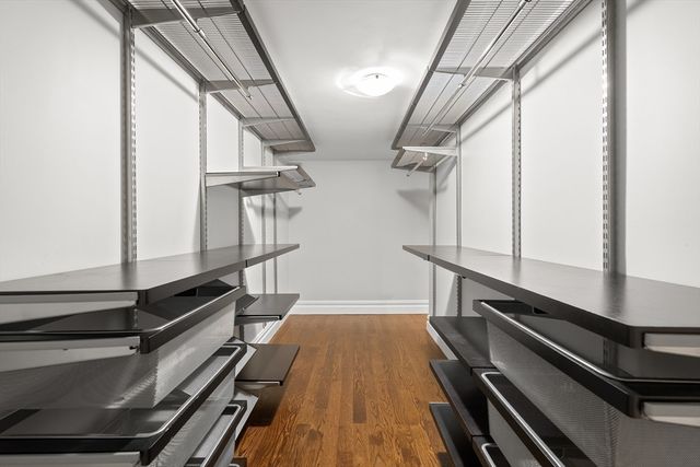 9 M 2, Boston, MA 02127