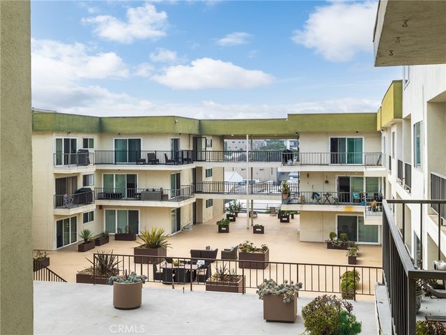 1600 Ardmore Avenue 320, Hermosa Beach, CA 90254
