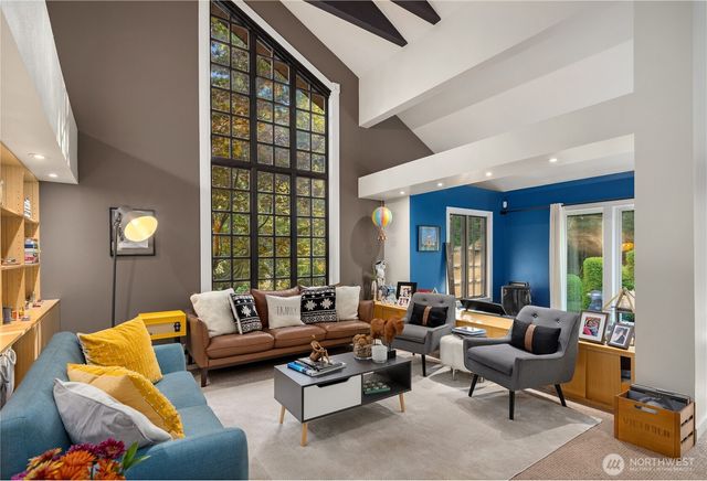 19020 NE 132nd Street, Woodinville, WA 98077