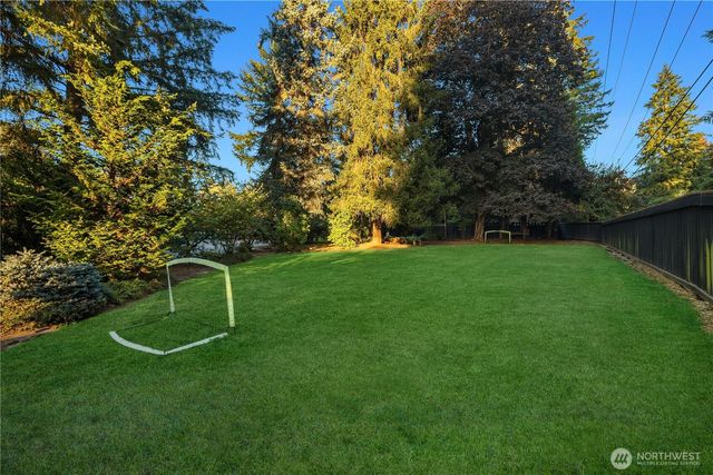 19020 NE 132nd Street, Woodinville, WA 98077