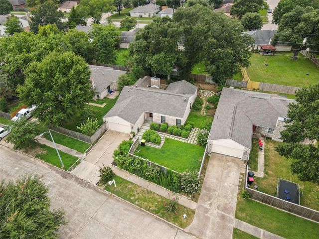 3811 Wood Stone Walk Drive, Houston, TX 77084