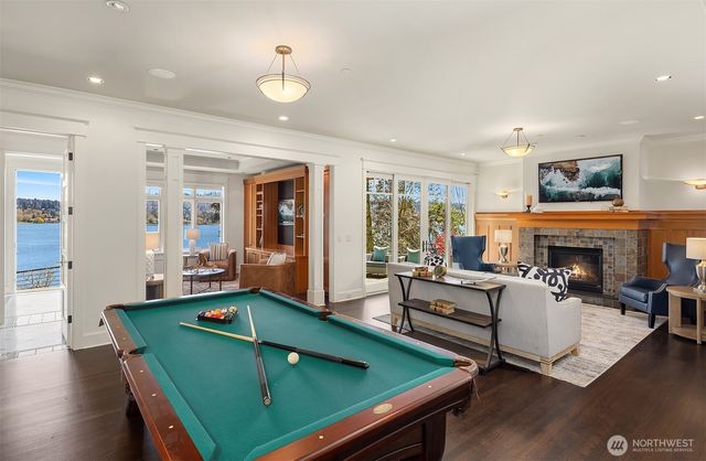 4102 100th Avenue SE, Mercer Island, WA 98040