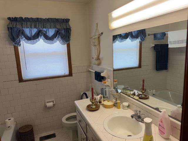 2276 S Mount Pleasant Rd, Greenbrier, TN 37073