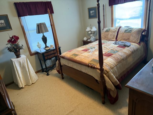 2276 S Mount Pleasant Rd, Greenbrier, TN 37073