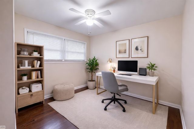 21800 Chalon Street, Saint Clair Shores, MI 48080