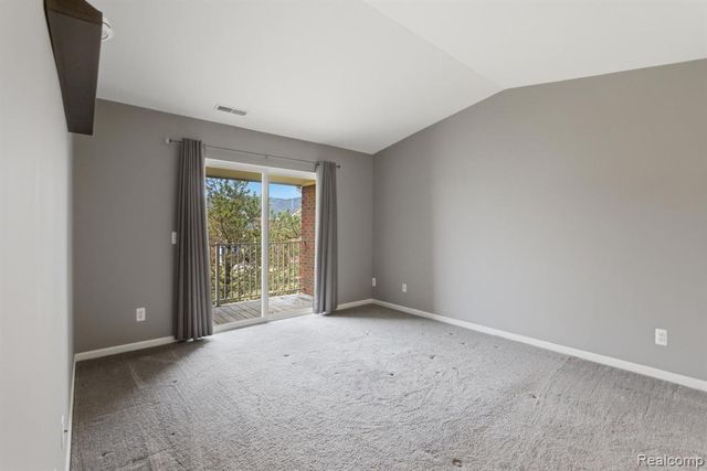 51602 Stern Lane 128, Chesterfield, MI 48051