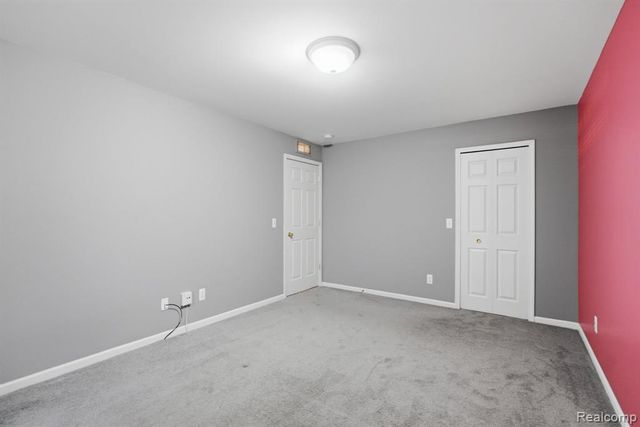 51602 Stern Lane 128, Chesterfield, MI 48051