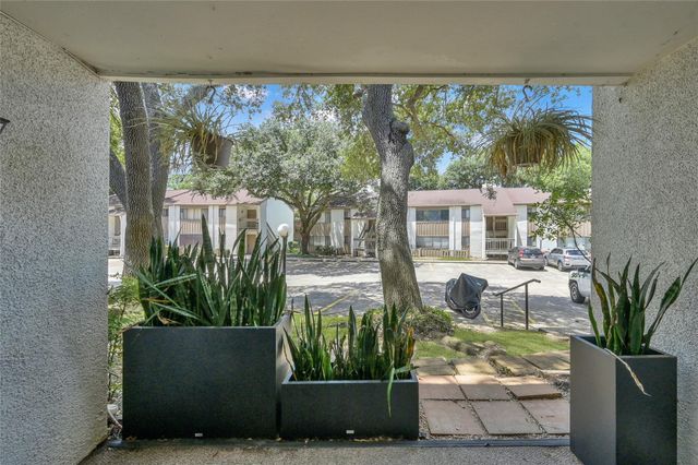 12100 Melville Drive 403D, Montgomery, TX 77356