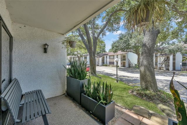 12100 Melville Drive 403D, Montgomery, TX 77356