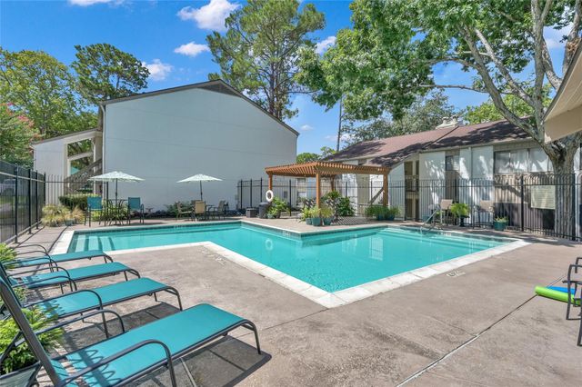 12100 Melville Drive 403D, Montgomery, TX 77356
