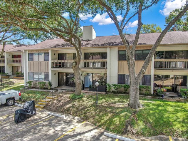 12100 Melville Drive 403D, Montgomery, TX 77356