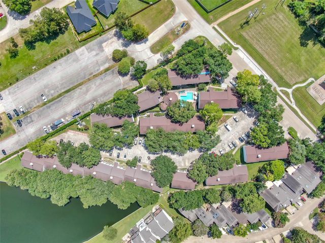 12100 Melville Drive 403D, Montgomery, TX 77356