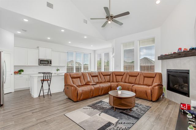 7013 Black Ash Lane, Mckinney, TX 75071