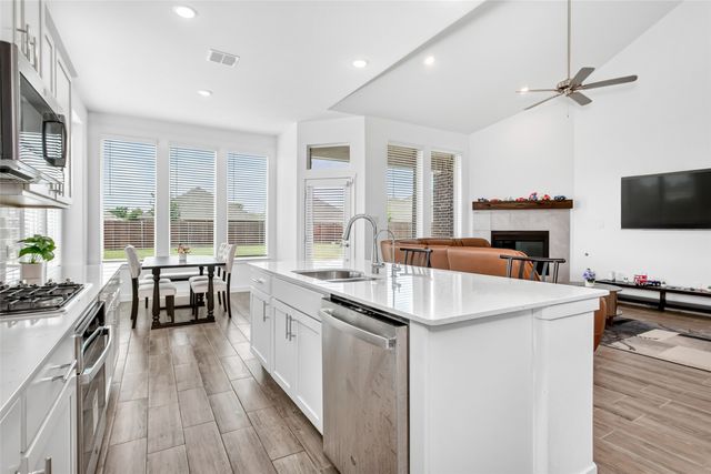 7013 Black Ash Lane, Mckinney, TX 75071