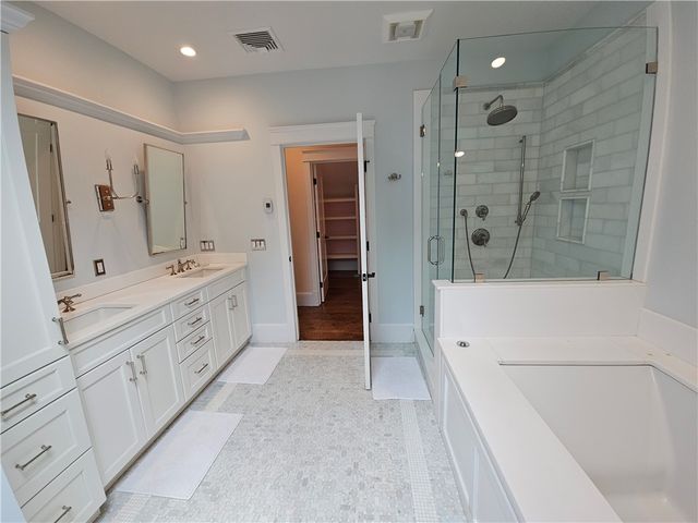 209 Coggeshall Avenue, Newport, RI 02840