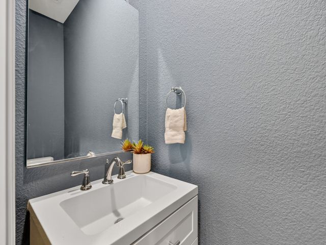 8205 Green Heron Drive, Mckinney, TX 75071