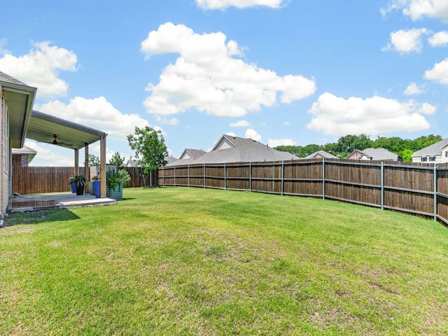 8205 Green Heron Drive, Mckinney, TX 75071