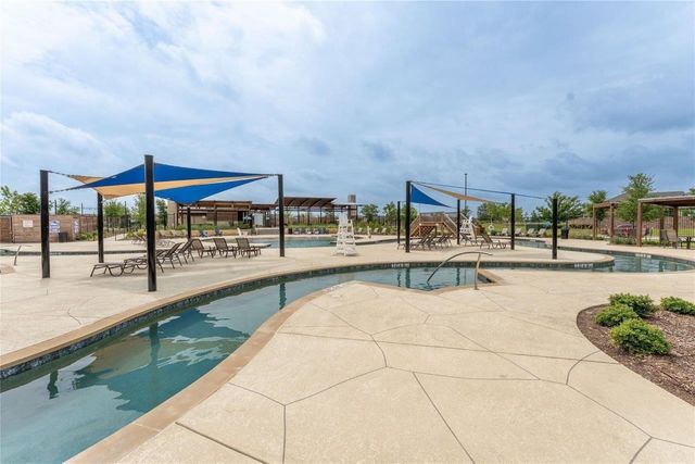 8205 Green Heron Drive, Mckinney, TX 75071
