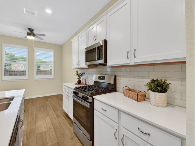 8205 Green Heron Drive, Mckinney, TX 75071