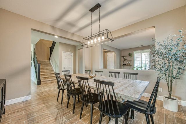 4686 N Arrow Ridge Way, Clovis, CA 93619
