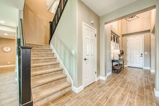 4686 N Arrow Ridge Way, Clovis, CA 93619