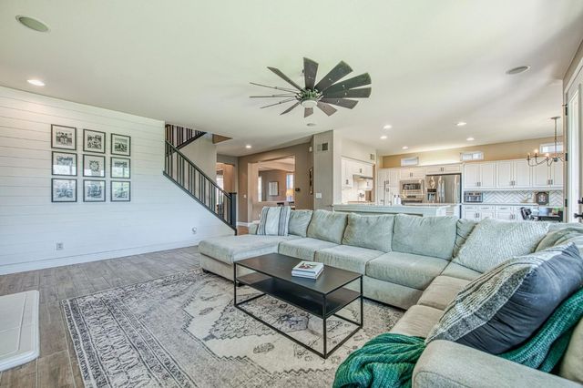4686 N Arrow Ridge Way, Clovis, CA 93619
