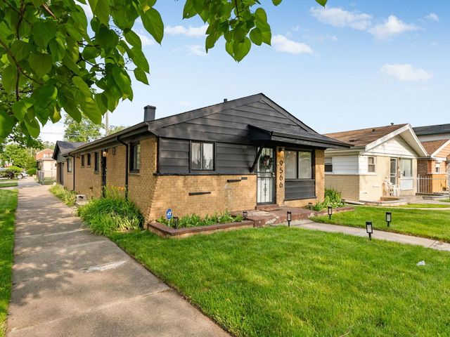 9566 S GREEN Street, Chicago, IL 60643