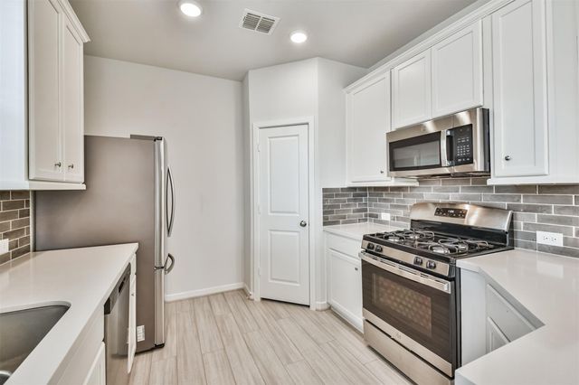 9123 Eskesen Drive, Cypress, TX 77433