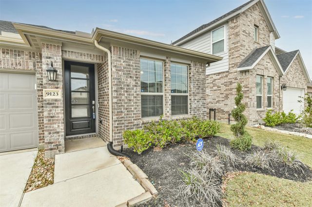 9123 Eskesen Drive, Cypress, TX 77433
