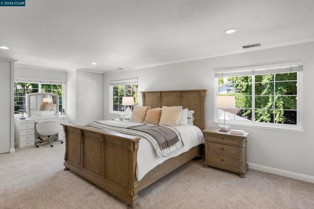 34 Mott Dr, Alamo, CA 94507
