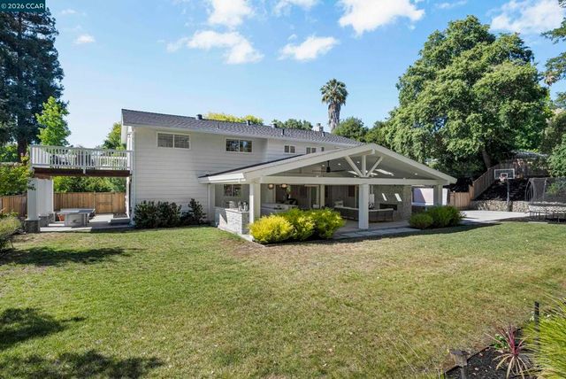 34 Mott Dr, Alamo, CA 94507