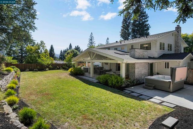 34 Mott Dr, Alamo, CA 94507