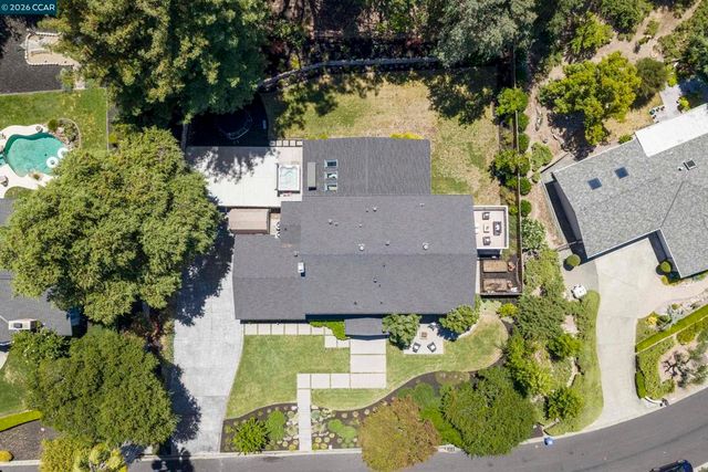 34 Mott Dr, Alamo, CA 94507