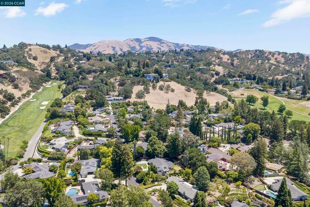 34 Mott Dr, Alamo, CA 94507