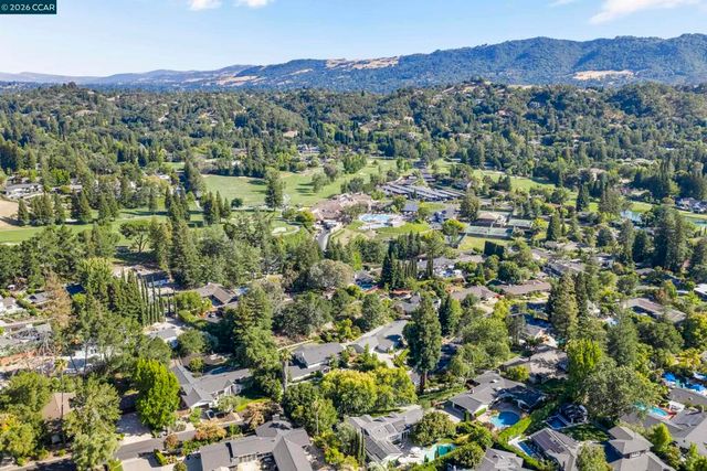 34 Mott Dr, Alamo, CA 94507