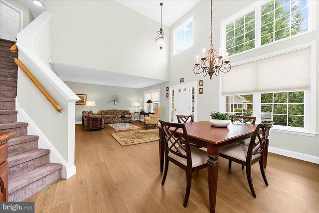 313 OAK HILL LN, Wyomissing, PA 19610