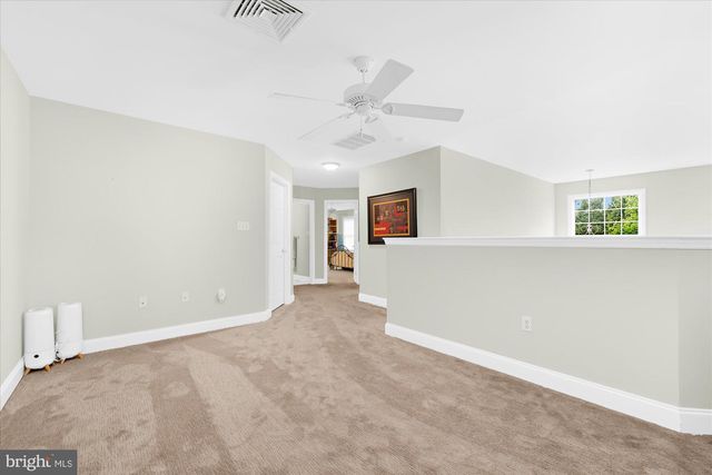 313 OAK HILL LN, Wyomissing, PA 19610