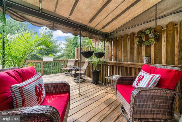 313 OAK HILL LN, Wyomissing, PA 19610