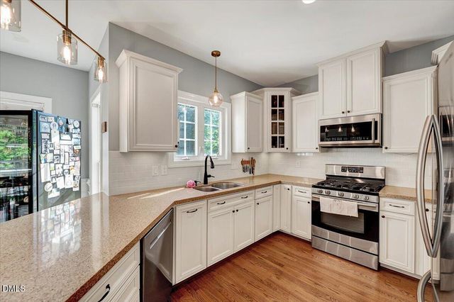 1009 Country Glen Court, Apex, NC 27502
