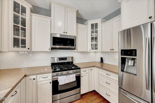 1009 Country Glen Court, Apex, NC 27502