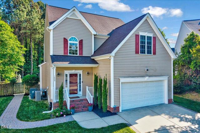 1009 Country Glen Court, Apex, NC 27502
