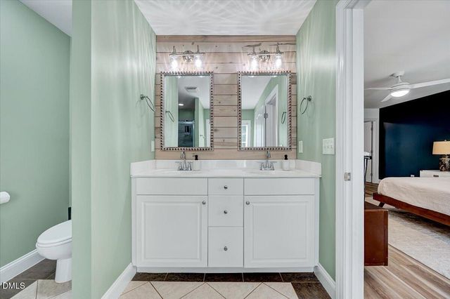 1009 Country Glen Court, Apex, NC 27502
