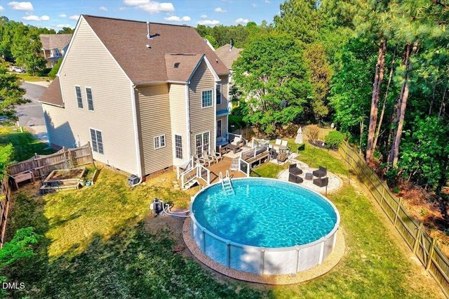 1009 Country Glen Court, Apex, NC 27502